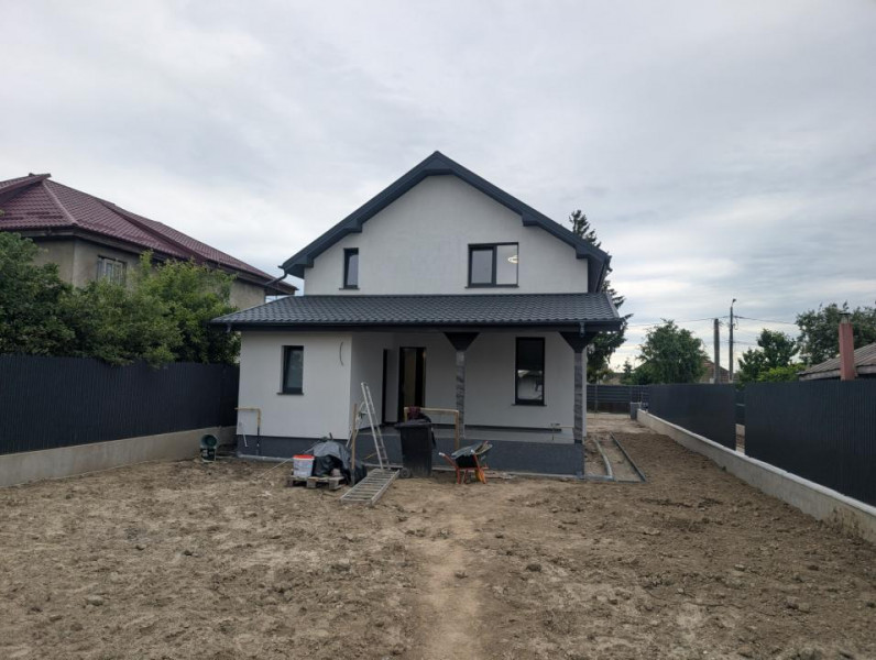Vila toate utilitățile, încălzire pardoseală, Serbanesti