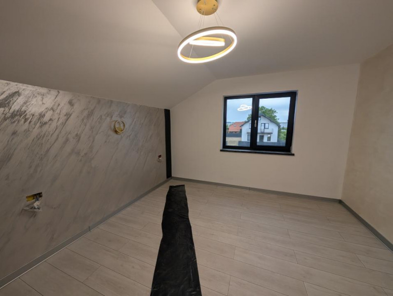 Vila toate utilitățile, încălzire pardoseală, Serbanesti