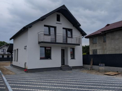 Vila toate utilitățile, încălzire pardoseală, Serbanesti