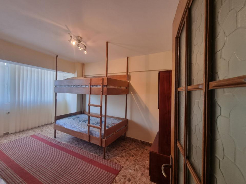 Apartament-spectacol/ 101 mp utili/ living de 54 mp! Unic în Bacău!