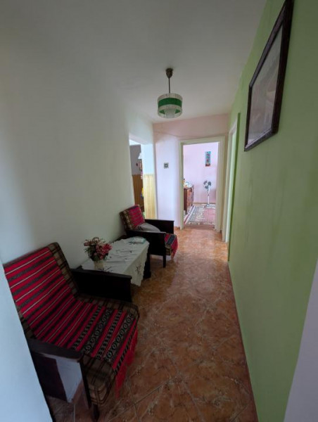 3 camere decomandate Școală Ion Luca