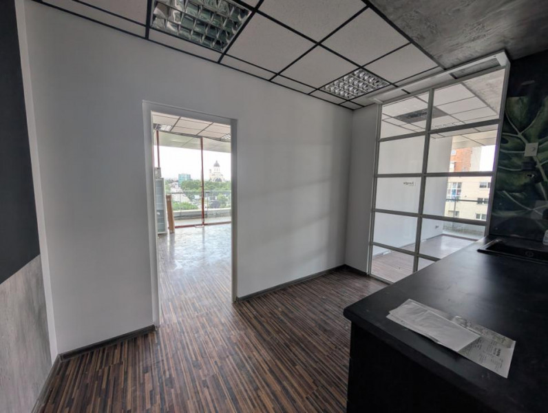 Spatiu birou 30 Avenue Bacau