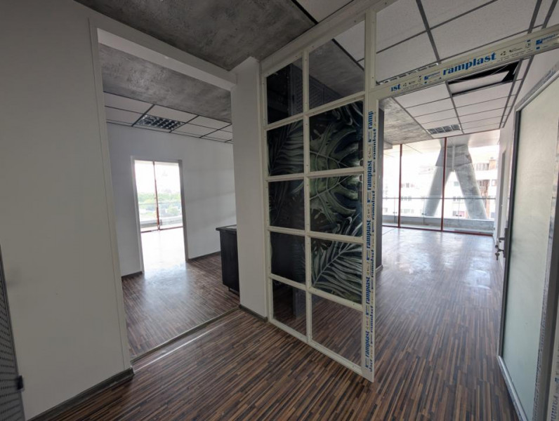 Spatiu birou 30 Avenue Bacau