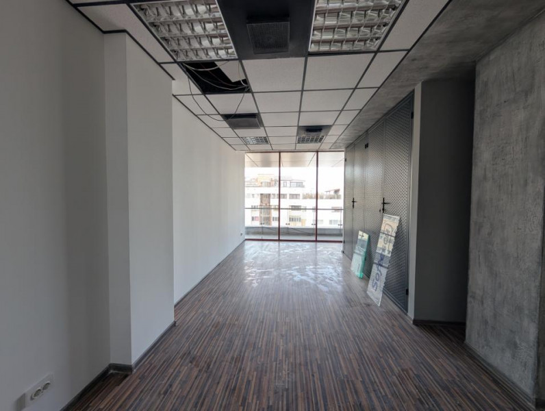 Spatiu birou 30 Avenue Bacau
