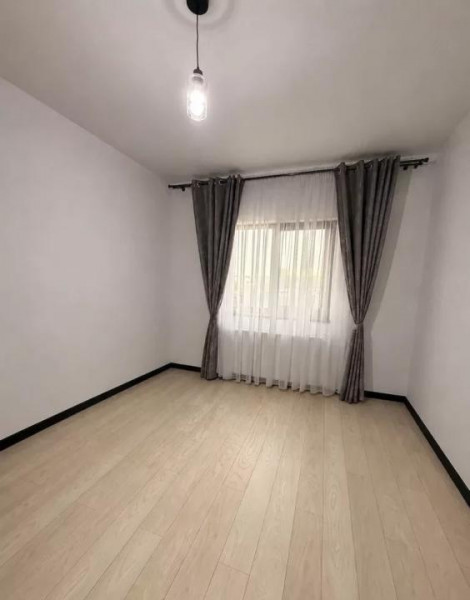 Vand casa 2024 Hemeius P+M la strada principală
