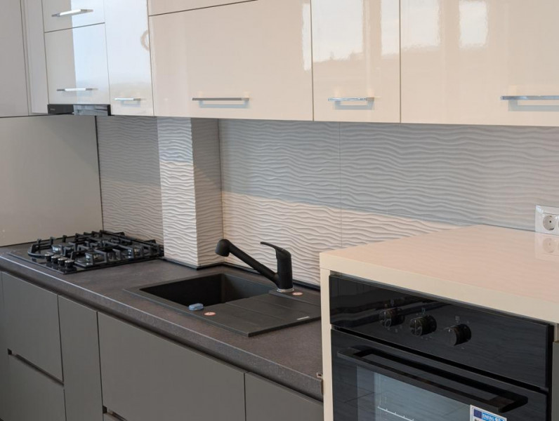 Penthouse  mobilat- Arena Residence - Mall