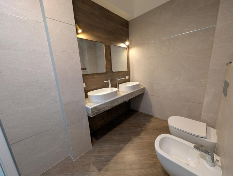 Penthouse  mobilat- Arena Residence - Mall