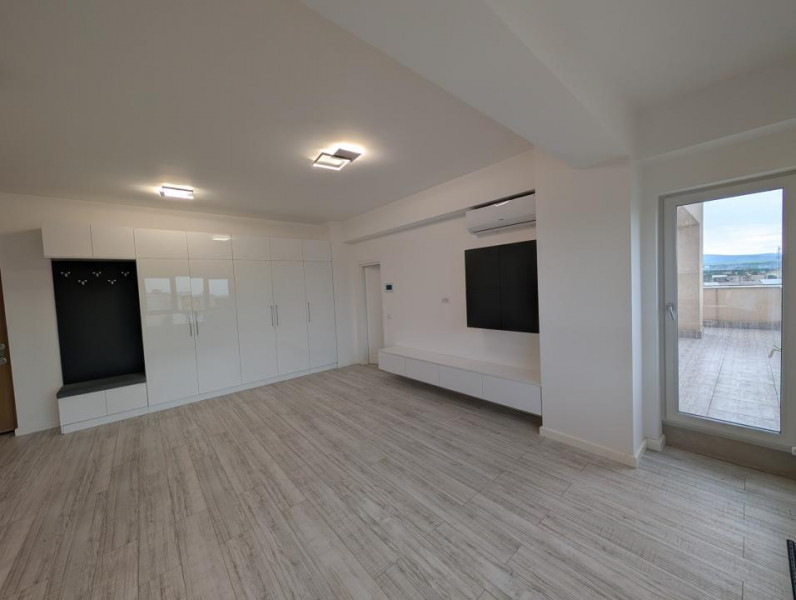 Penthouse  mobilat- Arena Residence - Mall
