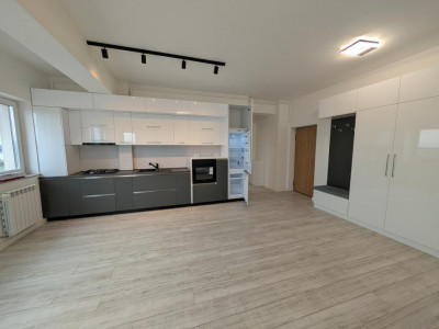 Penthouse  mobilat- Arena Residence - Mall