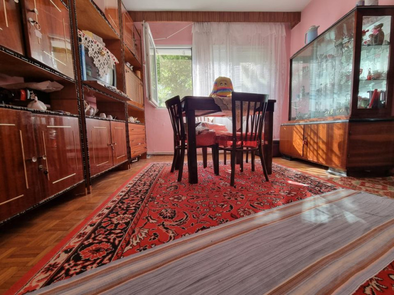Ultracentral- Apartament 2 camere la etajul 1, cu parc lângă bloc