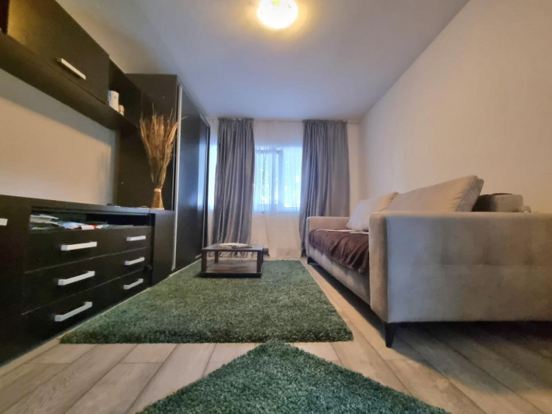 Școala Sadoveanu/Apartament 2 camere/etaj 1/renovat recent/mobilat 