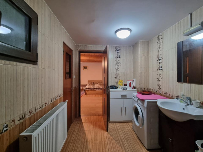 Spațiu 40 mp la curte, intrare separată- Zona Mioriței- Martir Horia 