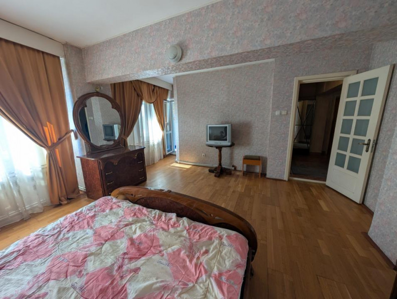 De închiriat! 2 camere decomandate Parcul Catedralei 
