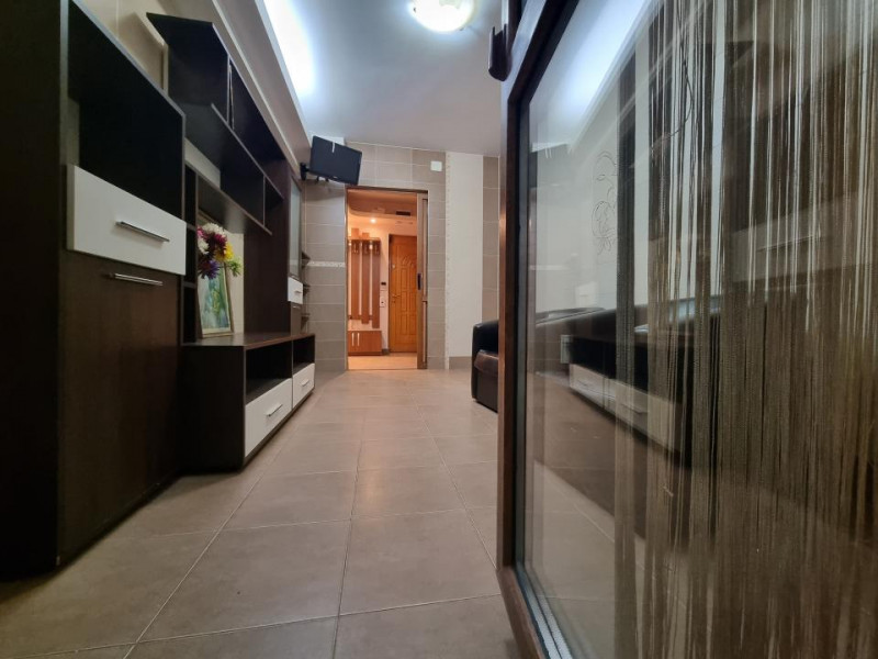 Arena Mall-Ștefan cel Mare-3 camere-76 mp utili-renovat și mobilat 