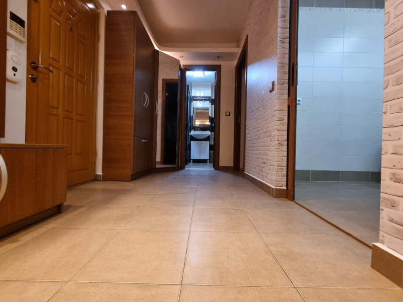 Arena Mall-Ștefan cel Mare-3 camere-76 mp utili-renovat și mobilat 