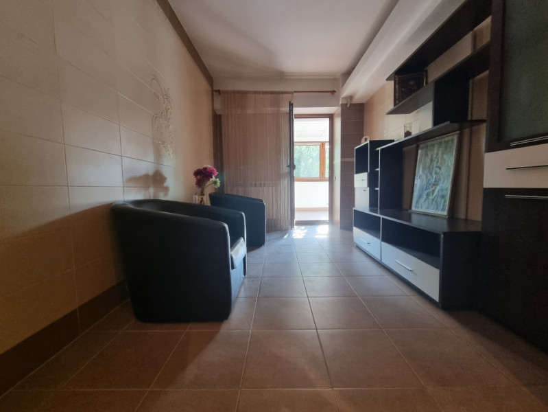 Arena Mall-Ștefan cel Mare-3 camere-76 mp utili-renovat și mobilat 