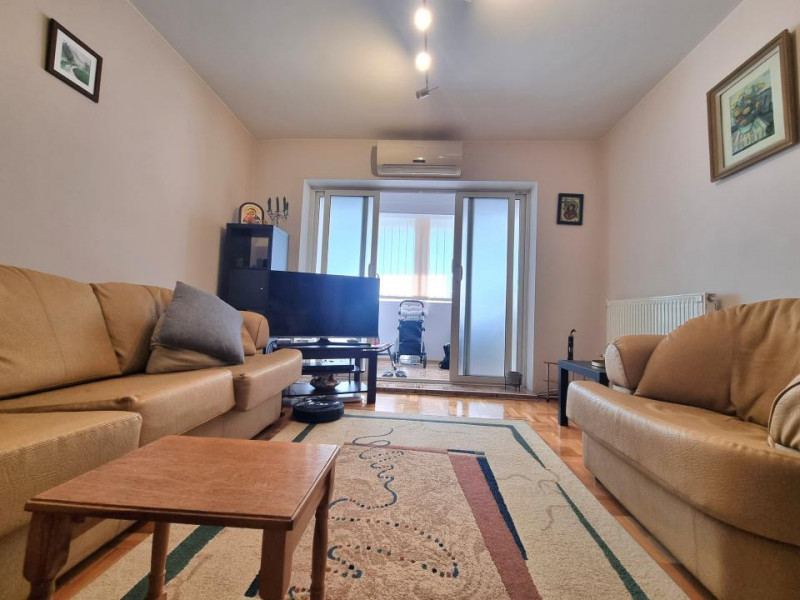 Bistrița Lac- Apartament 3 camere decomandate/etaj 2/mobilat/utilat 