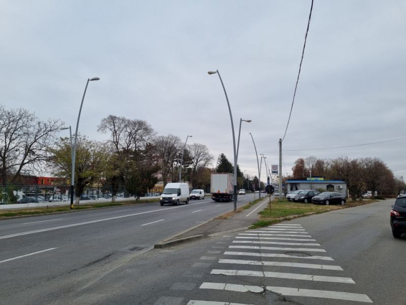Teren Calea Moinești  Dedeman - Parc Auto - Publicitate Stradala