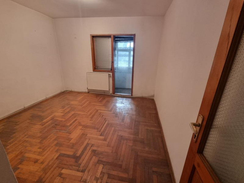 Ștefan cel Mare-Curtea de Apel-3 camere/parter/rezidențial sau birou