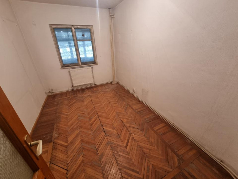 Ștefan cel Mare-Curtea de Apel-3 camere/parter/rezidențial sau birou