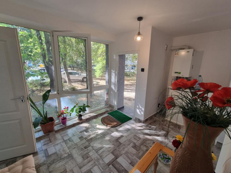 ULTRACENTRAL - Salon beauty funcțional-46 mp utili -intrare separată 