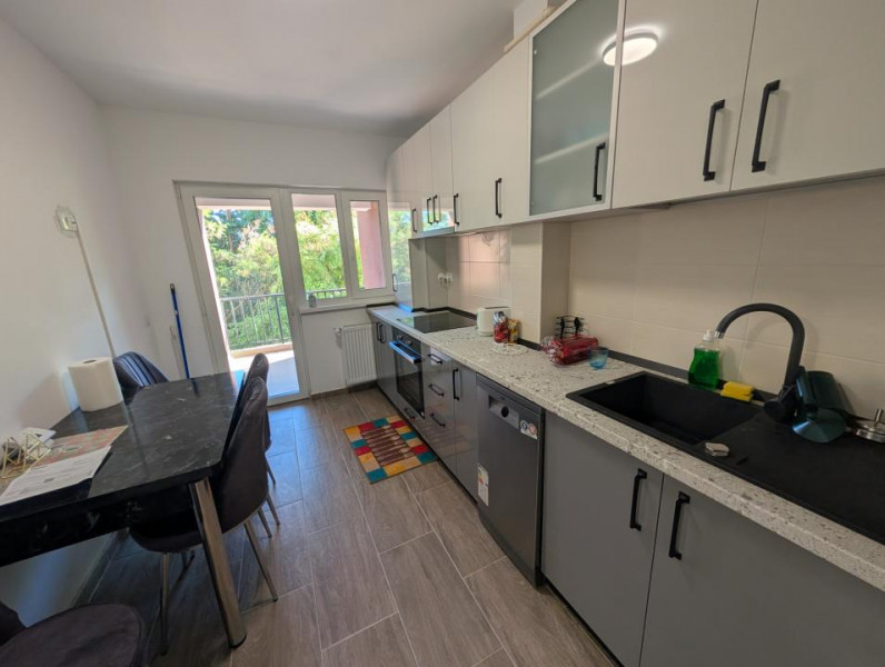 Apartament elegant de închiriat Bloc Nou