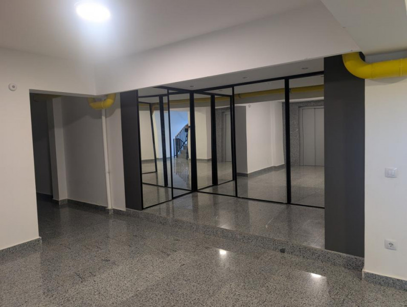 Apartament elegant de închiriat Bloc Nou