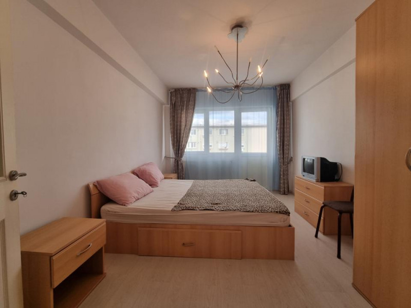 Ultracentral- Apartament 2 camere- mobilat-utilat- etaj intermediar 