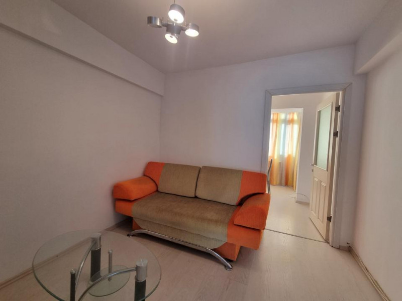 Ultracentral- Apartament 2 camere- mobilat-utilat- etaj intermediar 