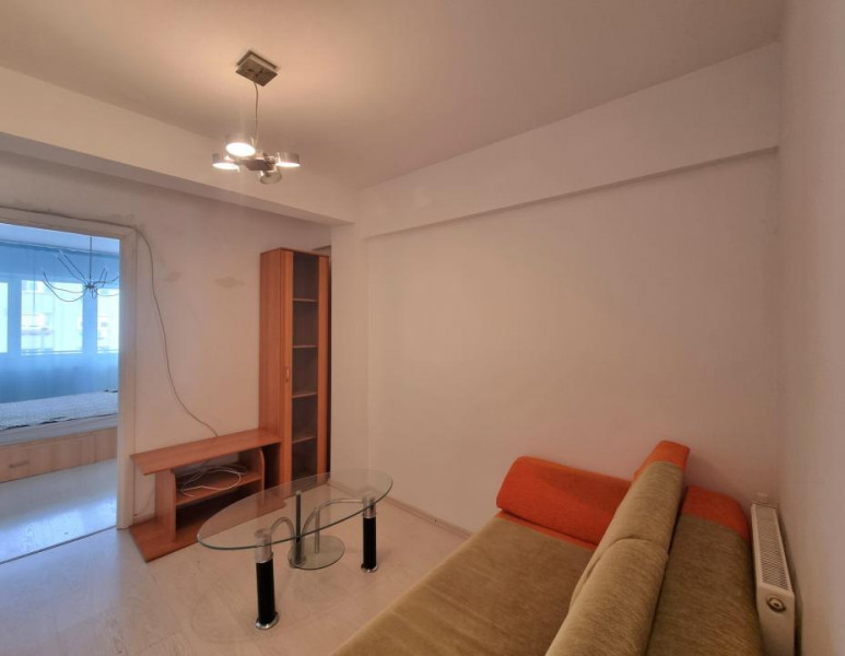 Ultracentral- Apartament 2 camere- mobilat-utilat- etaj intermediar 