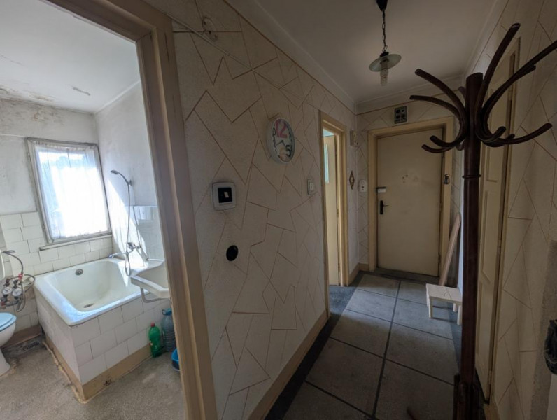 Apartament ultracentral etaj 2