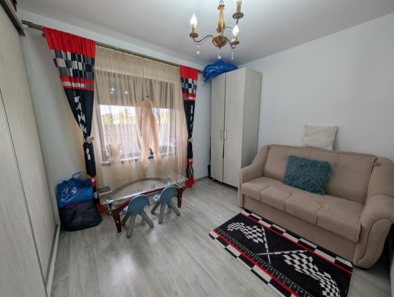 Casa Lilieci amenajata modern, mobilată - utilata 
