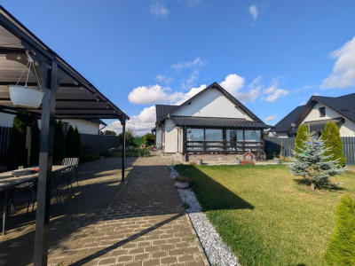 Casa Lilieci amenajata modern, mobilată - utilata 